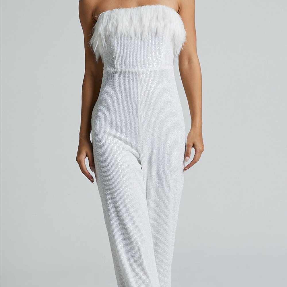 Showpo LEONORA JUMPSUIT - STRAPLESS STRAIGHT LEG JUMPSUIT IN WHITE